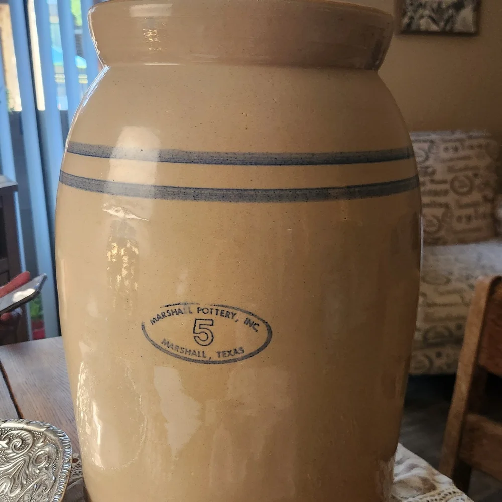 Marshall‎ Pottery Stoneware Crock with Lid